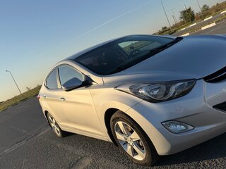 2012 Hyundai Elantra V (MD), серебристый, 970000 рублей, вид 3