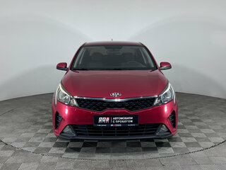 2021 Kia Rio IV Рестайлинг, красный, 1499000 рублей, вид 2