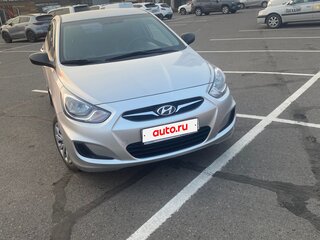 2011 Hyundai Solaris I, серый, 650000 рублей, вид 3