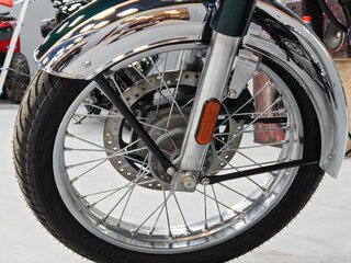 2025 Royal Enfield Classic 350, зелёный, 519000 рублей, вид 2