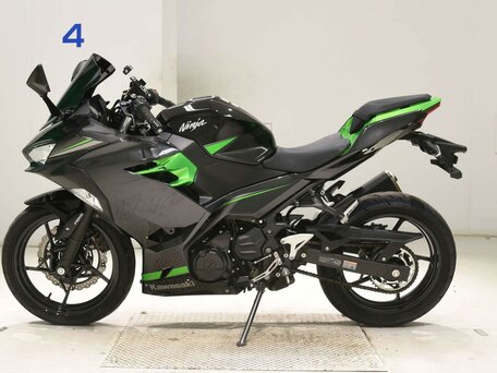 2023 Kawasaki Ninja 400, чёрный, 699000 рублей, вид 1