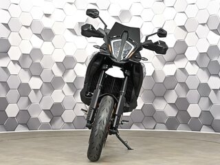2023 KTM 890 SMT, чёрный, 1177000 рублей, вид 5