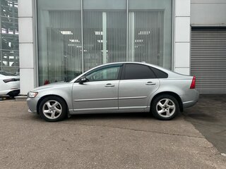 2011 Volvo S40 II Рестайлинг, серебристый, 599000 рублей, вид 4