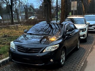 2012 Toyota Corolla X (E140, E150) Рестайлинг, чёрный, 850000 рублей, вид 2
