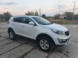 2013 Kia Sportage III, белый, 1270000 рублей, вид 4