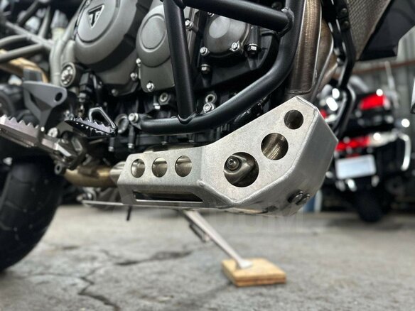 2019 Triumph Tiger 800, белый, 1050000 рублей - вид 20