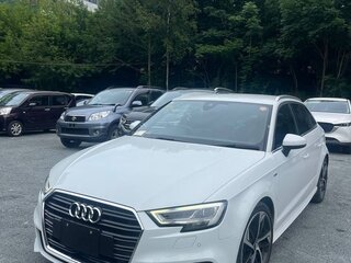 2018 Audi A3 III (8V) Рестайлинг, белый, 1980000 рублей, вид 2