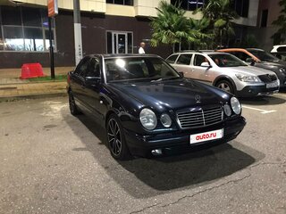 1999 Mercedes-Benz E-Класс 240 II (W210, S210) Рестайлинг, синий, 1150000 рублей, вид 2