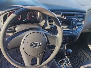 2009 Kia Rio II, красный, 630000 рублей, вид 5