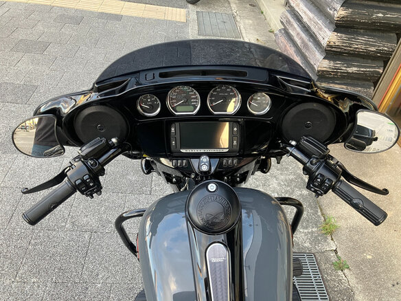 2018 Harley-Davidson Street Glide, серый, 1730000 рублей - вид 18