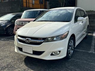 2014 Honda Stream II Рестайлинг, белый, 1017000 рублей, вид 1