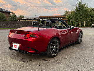 2021 Mazda Roadster IV (ND), красный, 2200000 рублей, вид 3