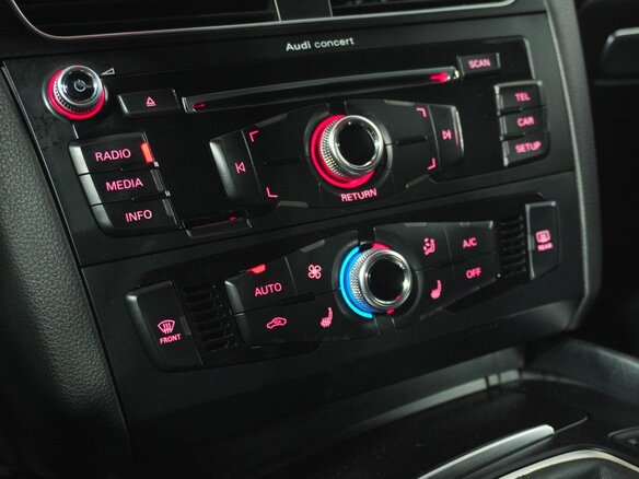 2015 Audi Q5 I (8R) Рестайлинг, чёрный, 1536000 рублей - вид 14