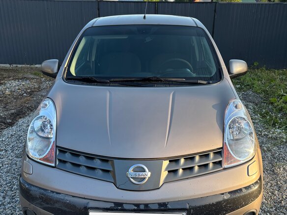 2006 Nissan Note I, бежевый