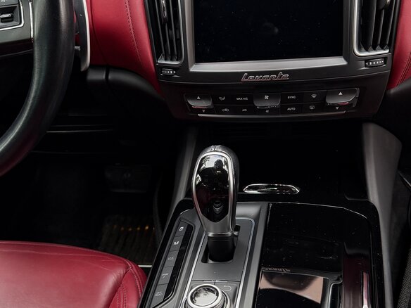 2018 Maserati Levante S I, синий, 5500000 рублей - вид 12