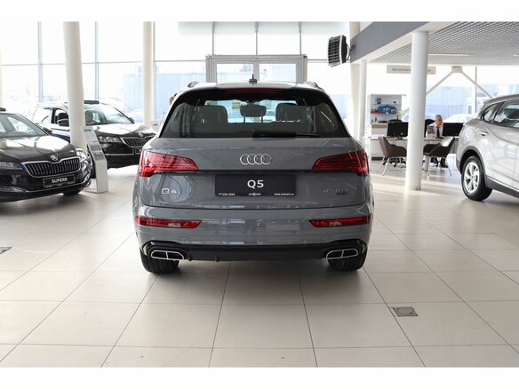 2025 Audi Q5 L 45 TFSI II (FY) Рестайлинг, серый - вид 3