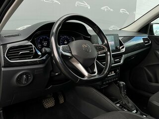 2020 Volkswagen Polo VI, чёрный, 1378900 рублей, вид 5
