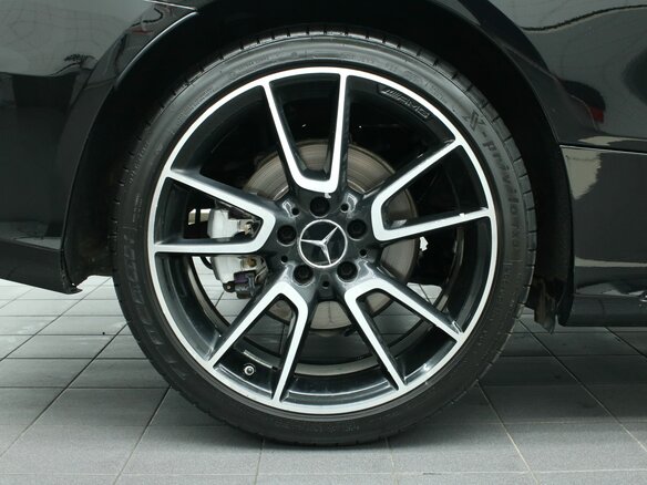 2016 Mercedes-Benz C-Класс 200 IV (W205), чёрный - вид 3