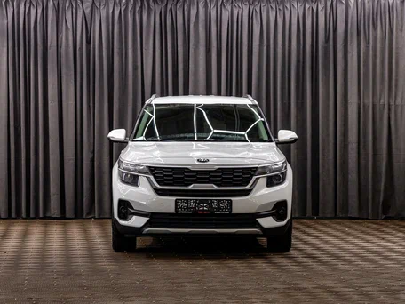 2021 Kia Seltos I, белый, 1815000 рублей, вид 2