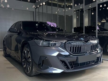 BMW 5 серии VIII (G60/G61/G68)