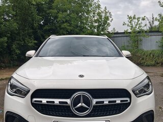 2020 Mercedes-Benz GLA 200 II (H247), белый, 2900000 рублей, вид 2