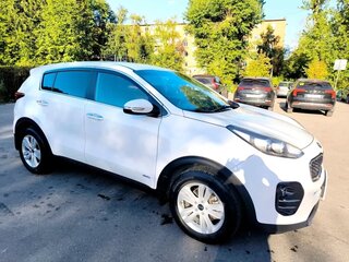 2018 Kia Sportage IV, белый, 2150000 рублей, вид 2