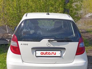 2012 Mercedes-Benz A-Класс 180 II (W169) Рестайлинг, белый, 825000 рублей, вид 3