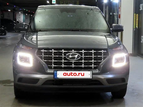 2022 Hyundai Venue I, серый, 1950000 рублей, вид 2