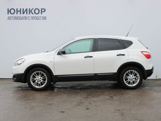 2013 Nissan Qashqai I Рестайлинг, белый, 859000 рублей, вид 2