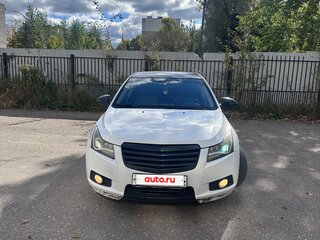 2010 Chevrolet Cruze I, белый, 570000 рублей, вид 2