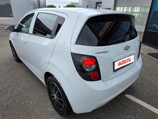 2012 Chevrolet Aveo II, белый, 680000 рублей, вид 5