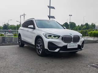 2022 BMW X1 Long 20Li sDrive II (F48) Рестайлинг, белый, 2100000 рублей, вид 3