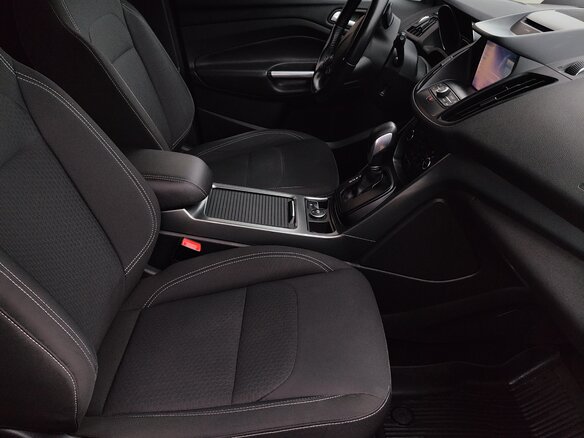 2017 Ford Kuga II Рестайлинг, синий, 1380000 рублей - вид 8