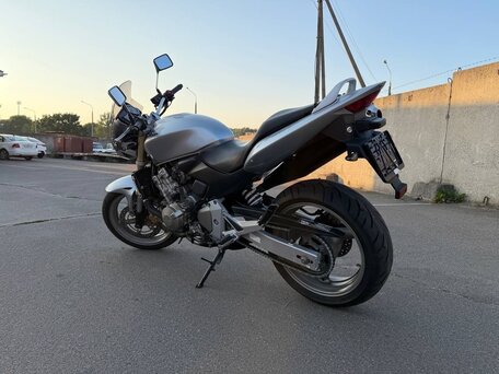2006 Honda CB 600F Hornet, серебристый, 425000 рублей, вид 4