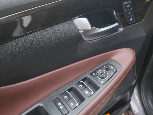 2019 Hyundai Santa Fe IV, серый, 3450000 рублей - вид 13