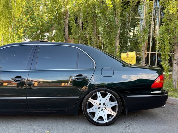 2001 Lexus LS 430 III, зелёный, 1200000 рублей - вид 3