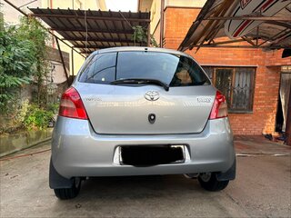 2008 Toyota Yaris II, серебристый, 620000 рублей, вид 3