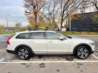 2019 Volvo V90 Cross Country I, белый, 4100000 рублей, вид 2