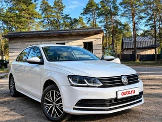 2017 Volkswagen Jetta VI Рестайлинг, белый, 1330000 рублей, вид 4
