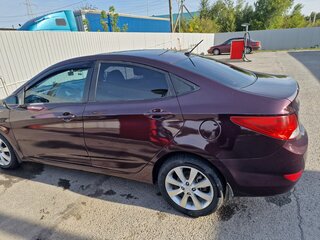 2012 Hyundai Solaris I, фиолетовый, 800000 рублей, вид 2