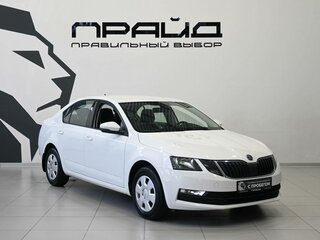2019 Skoda Octavia III (A7) Рестайлинг, белый, 1499900 рублей, вид 5