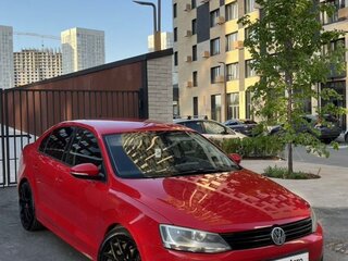 2012 Volkswagen Jetta VI, красный, 900000 рублей, вид 2