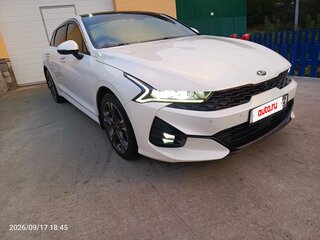 2020 Kia K5 III, белый, 3050000 рублей, вид 1