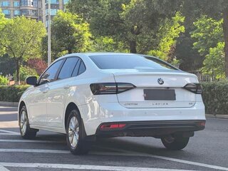 2023 Volkswagen Lavida III Рестайлинг, белый, 1126000 рублей, вид 3