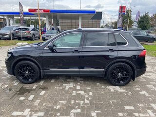 2017 Volkswagen Tiguan II, чёрный, 1950000 рублей, вид 5