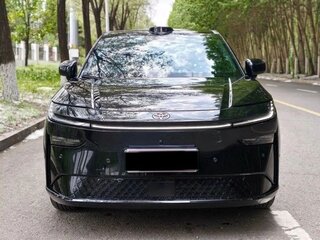 2025 Toyota bZ3X 58.3 kWh, чёрный, 2770000 рублей, вид 4