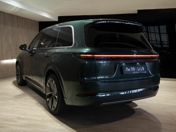 2026 Li Auto (Lixiang) L9 52.3 kWh I Рестайлинг, зелёный - вид 5