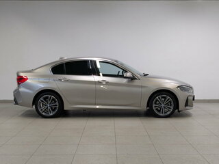 2022 BMW 1 серии 120i III (F52) Рестайлинг, серый, 2990000 рублей, вид 4