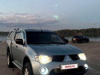 2007 Mitsubishi L200 IV, серый, 1050000 рублей, вид 1