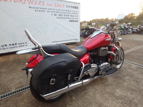 2010 Triumph Thunderbird 1600, красный, 900000 рублей, вид 3